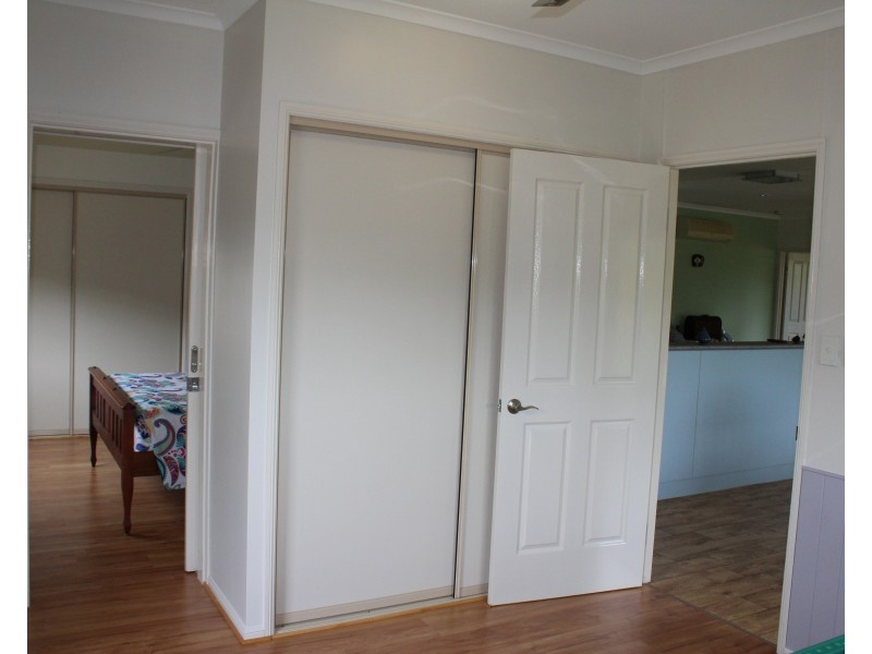98 Gifford Street, Horseshoe Bay QLD 4819