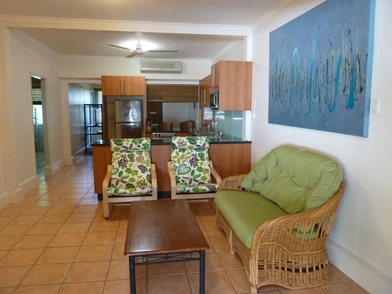 Unit 1/6 Esplanade , Picnic Bay, Magnetic Island QLD 4819
