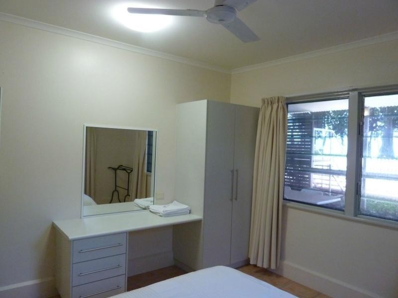 Unit 1/6 Esplanade , Picnic Bay, Magnetic Island QLD 4819