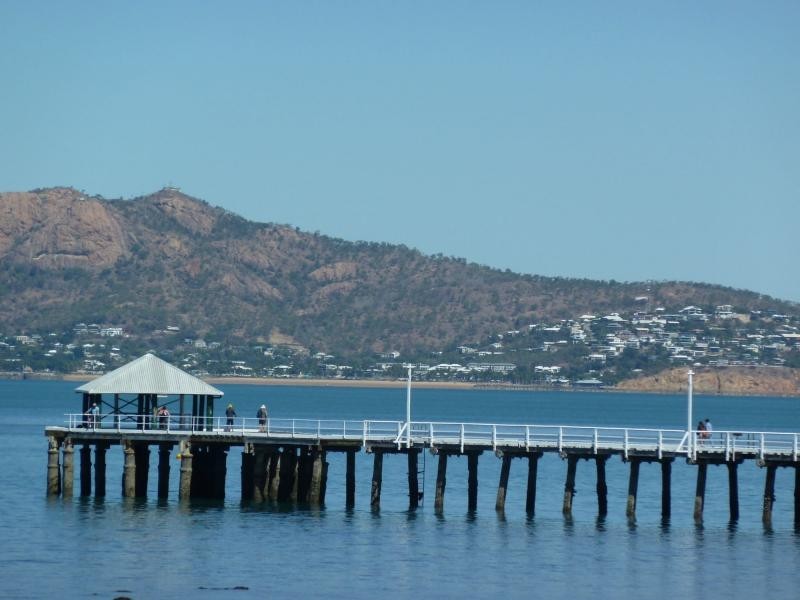 Unit 1/6 Esplanade , Picnic Bay, Magnetic Island QLD 4819