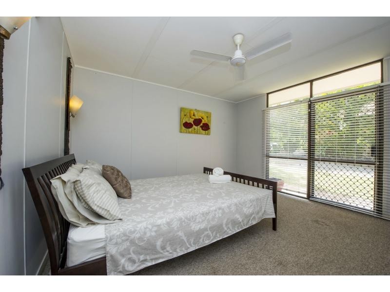 5 Robson Street, Nelly Bay QLD 4819