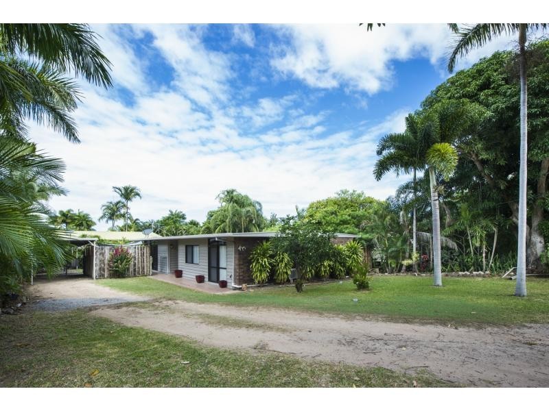 5 Robson Street, Nelly Bay QLD 4819