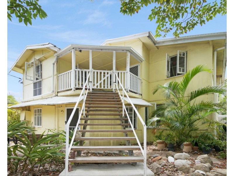 14 Murray Street St, Nelly Bay QLD 4819