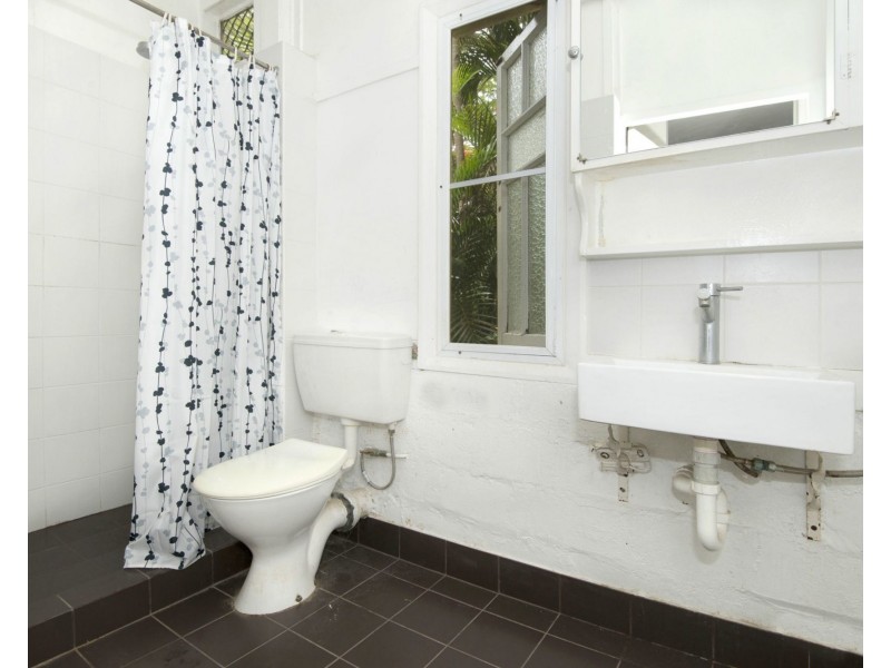 14 Murray Street St, Nelly Bay QLD 4819