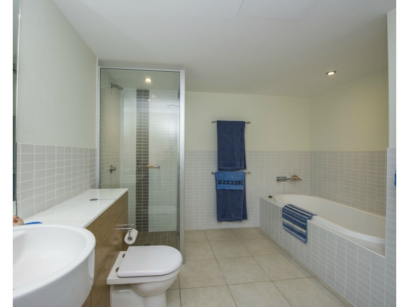 923/123 Sooning St (Blue On Blue), Nelly Bay QLD 4819