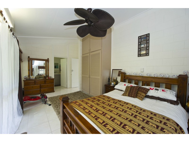 21 THE GROVE, Nelly Bay QLD 4819