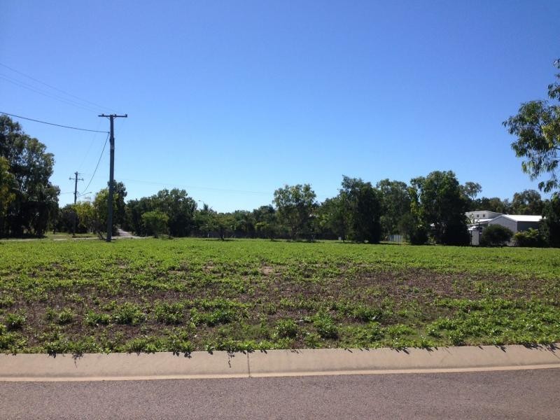 1 Stetan Court, Horseshoe Bay QLD 4819