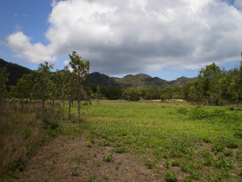 115-133 Apjohn Street, Horseshoe Bay QLD 4819