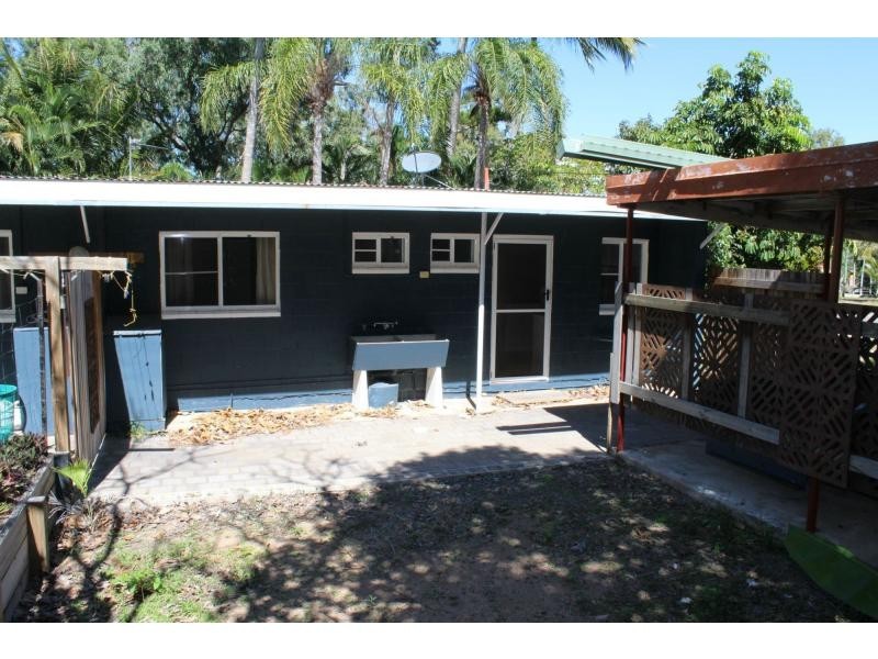 5 Kirk Street, Nelly Bay QLD 4819