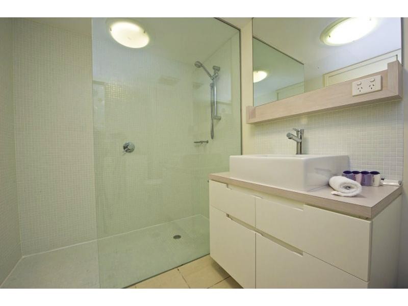 1305/146 Sooning Street, Nelly Bay QLD 4819