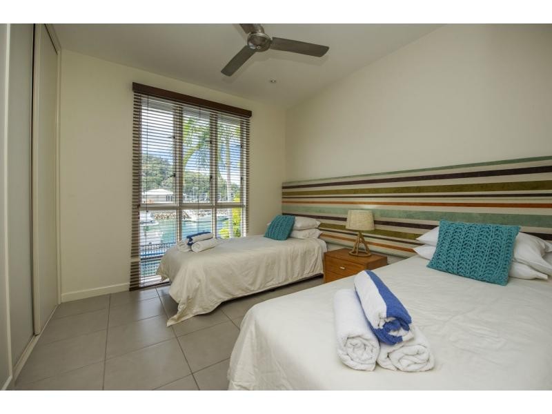 2/6 Terrace Place ‘Water’s Edge’, Nelly Bay QLD 4819
