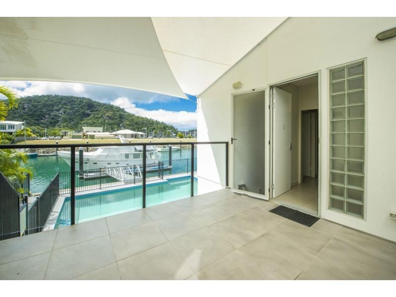 2/6 Terrace Place ‘Water’s Edge’, Nelly Bay QLD 4819