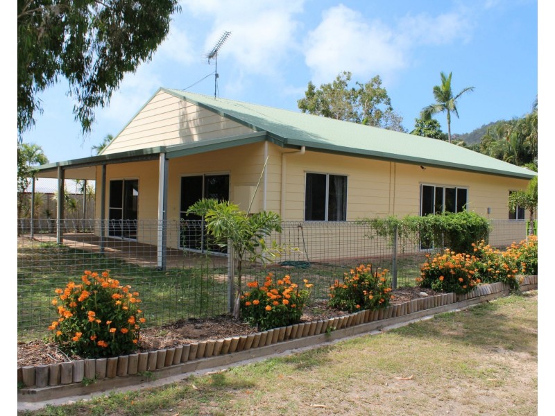 57 Apjohn Street, Horseshoe Bay QLD 4819