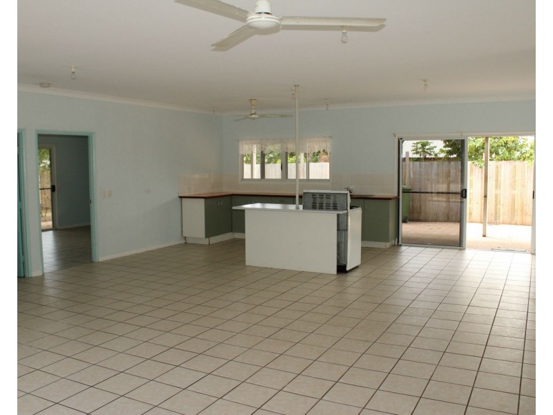 57 Apjohn Street, Horseshoe Bay QLD 4819