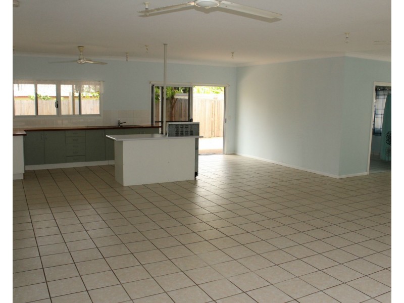 57 Apjohn Street, Horseshoe Bay QLD 4819