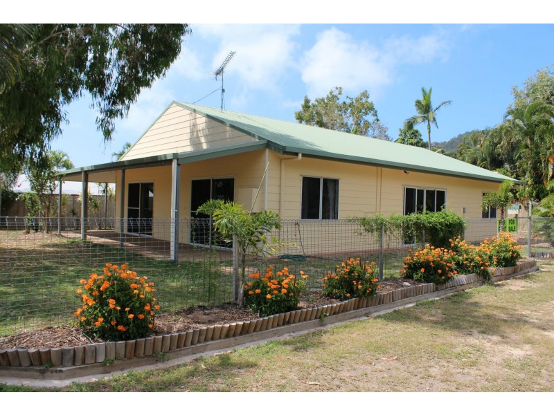 57 Apjohn Street, Horseshoe Bay QLD 4819