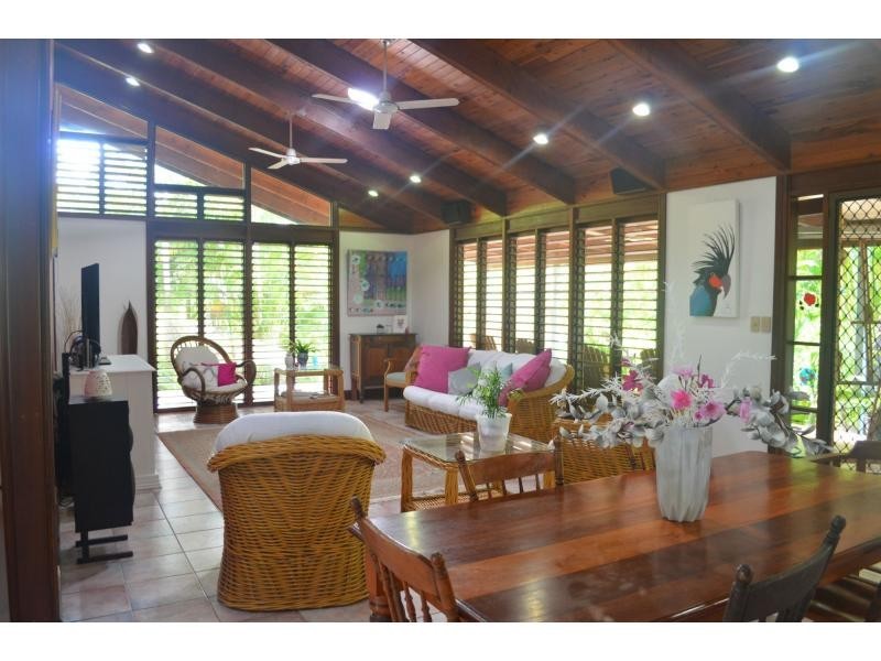 6 Coleton Court, Nelly Bay, Magnetic Island QLD 4819