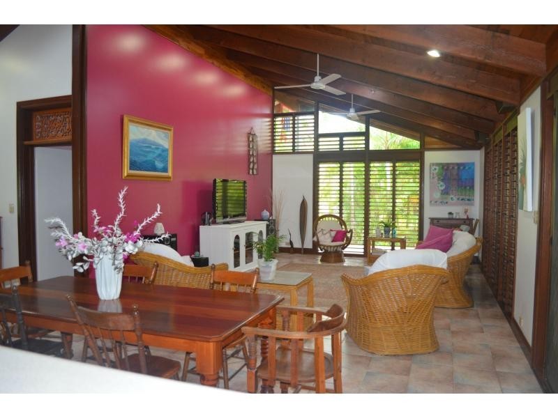 6 Coleton Court, Nelly Bay, Magnetic Island QLD 4819