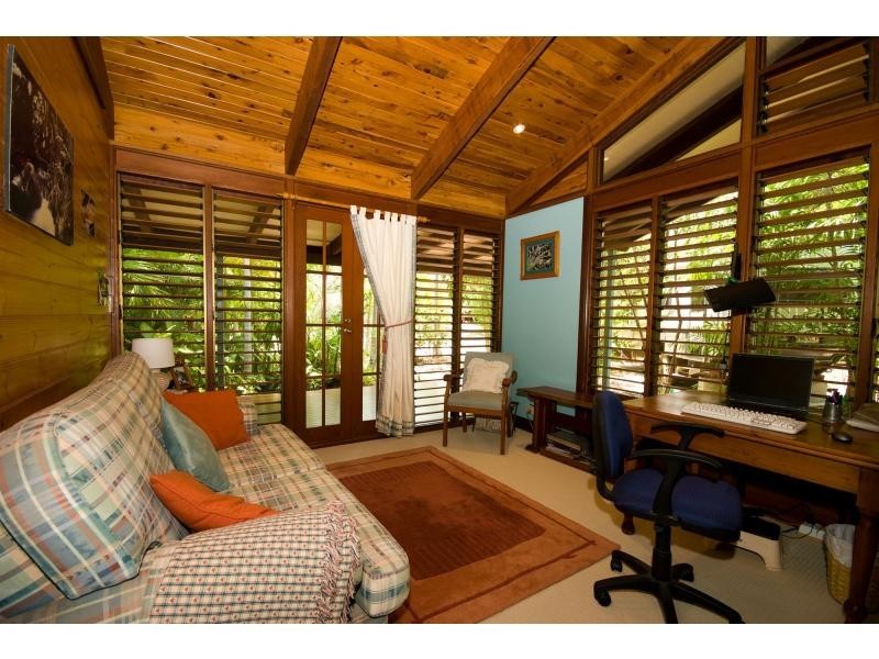 6 Coleton Court, Nelly Bay, Magnetic Island QLD 4819