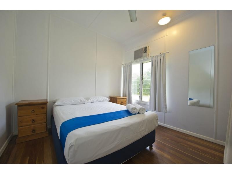 13-15 Hayles Avenue, Arcadia QLD 4819