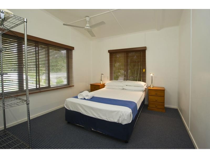 13-15 Hayles Avenue, Arcadia QLD 4819