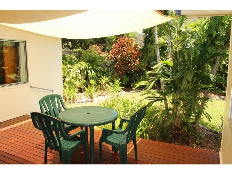 20 Sooning Street, Nelly Bay QLD 4819