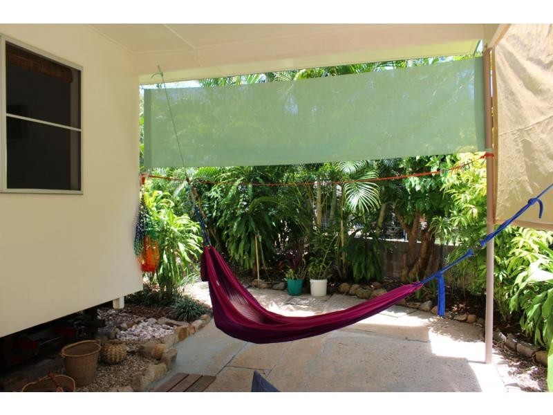 20 Sooning Street, Nelly Bay QLD 4819