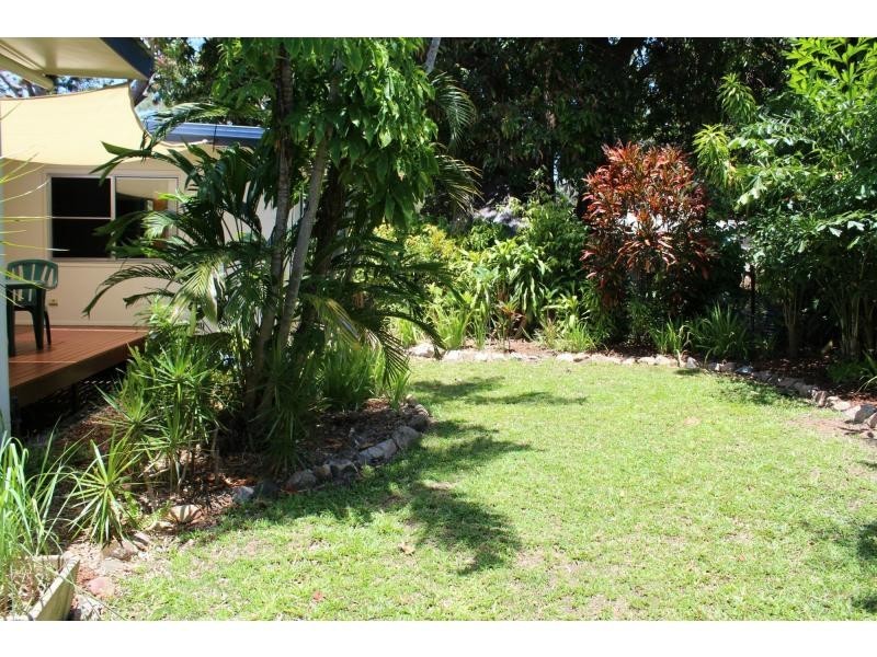 20 Sooning Street, Nelly Bay QLD 4819