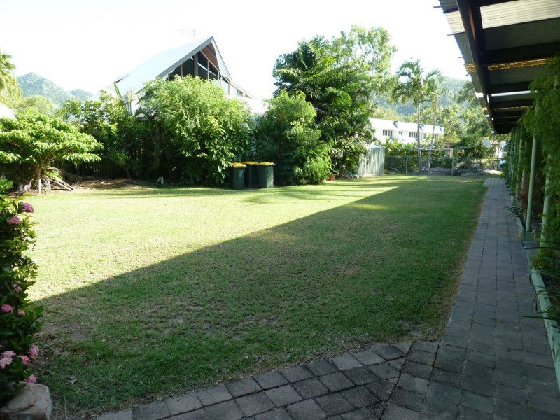 5/13-15 The Esplanade, Nelly Bay QLD 4819