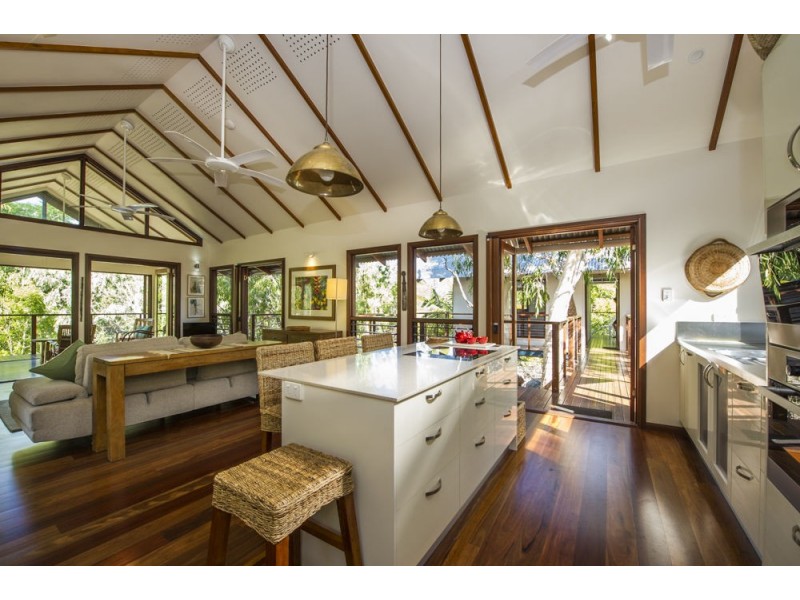 2/Lot 2/1 Picnic Street, Picnic Bay QLD 4819