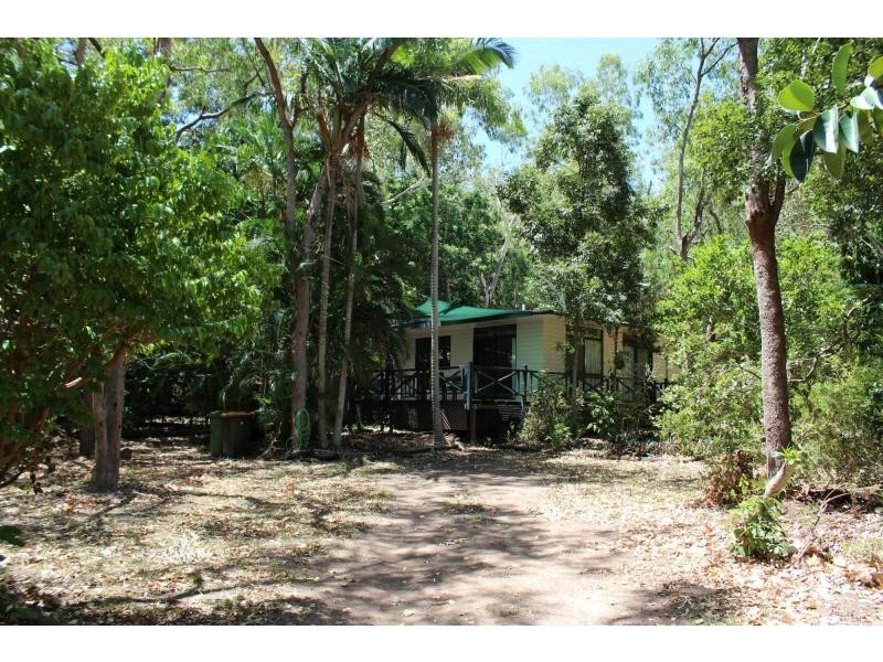 2 Winifred Street, Nelly Bay QLD 4819