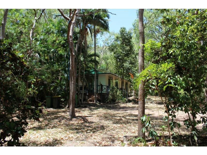 2 Winifred Street, Nelly Bay QLD 4819