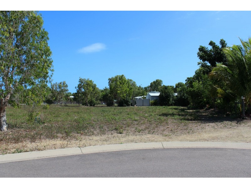 2 Stetan Court, Horseshoe Bay QLD 4819