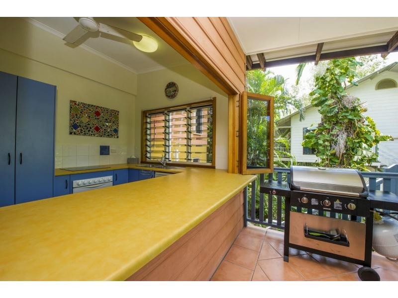 2/56 Hayles Avenue, Arcadia QLD 4819