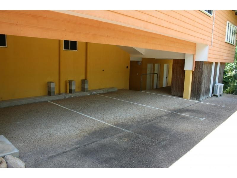 2/56 Hayles Avenue, Arcadia QLD 4819