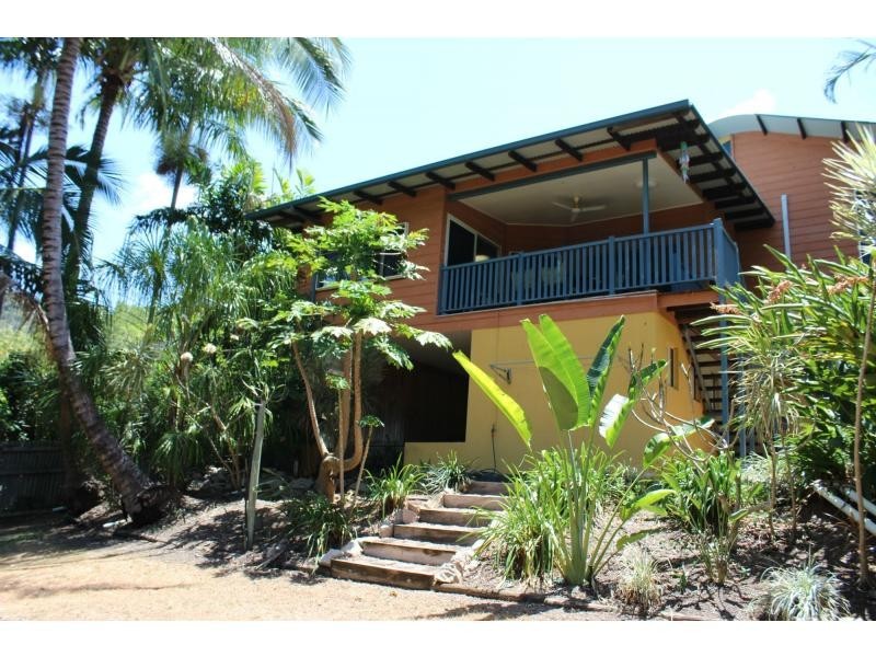 2/56 Hayles Avenue, Arcadia QLD 4819