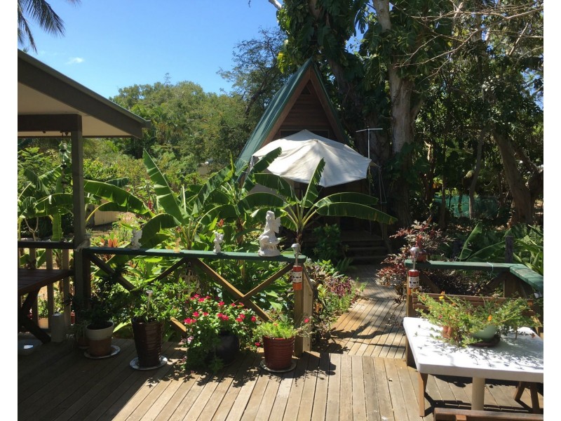 23 Barbarra Street, Picnic Bay QLD 4819