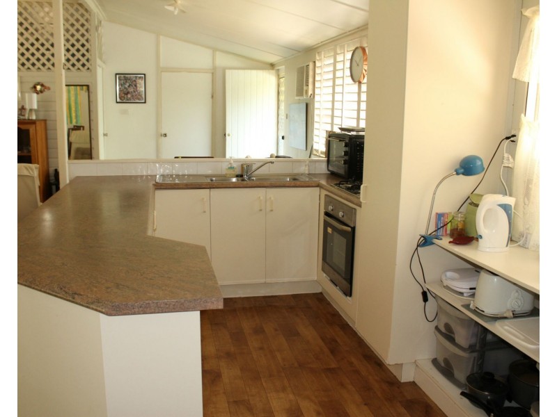 23 Barbarra Street, Picnic Bay QLD 4819