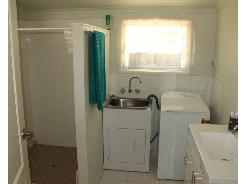 23 Barbarra Street, Picnic Bay QLD 4819