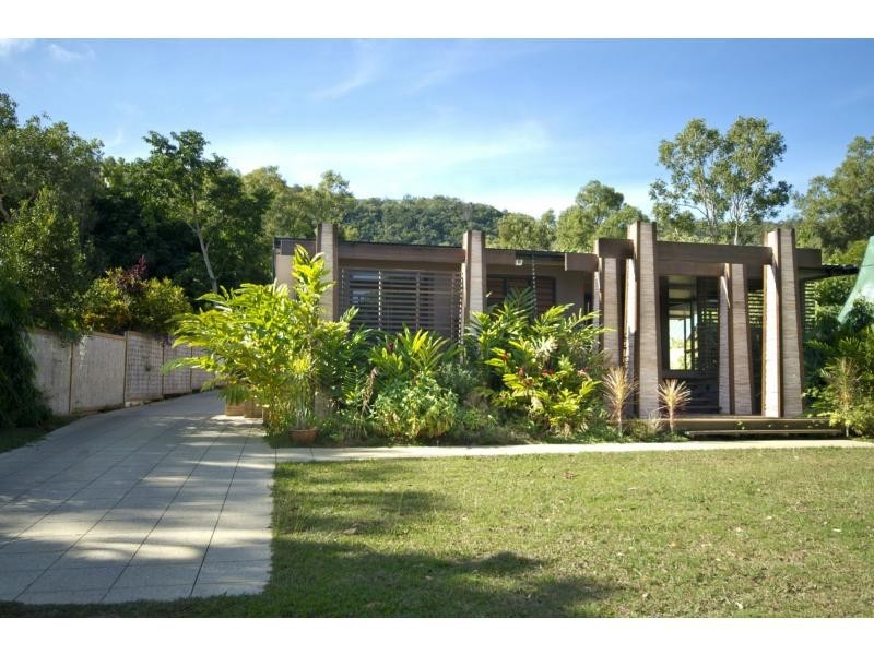 27 Mandalay Avenue, Nelly Bay QLD 4819