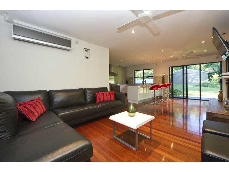 27 Mandalay Avenue, Nelly Bay QLD 4819