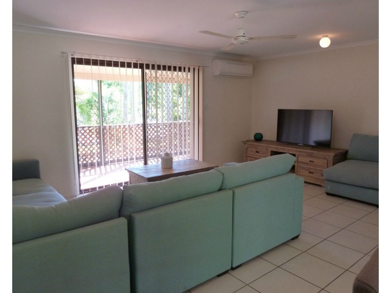 23 Compass Crescent, Nelly Bay QLD 4819