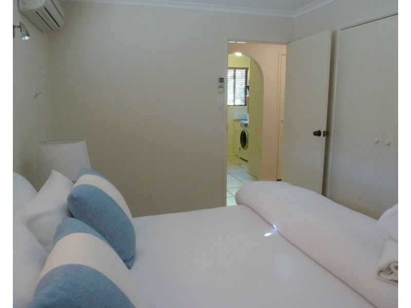 23 Compass Crescent, Nelly Bay QLD 4819