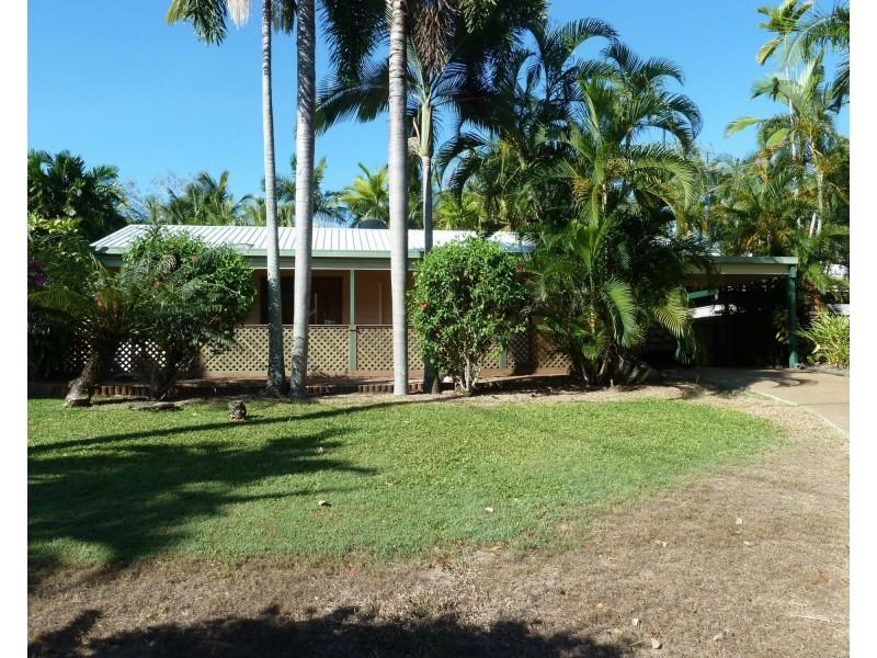 23 Compass Crescent, Nelly Bay QLD 4819