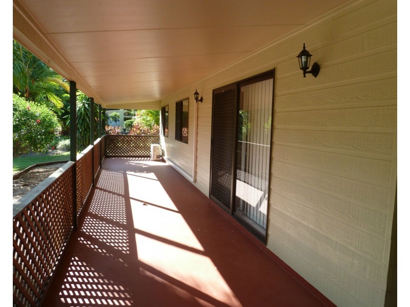 23 Compass Crescent, Nelly Bay QLD 4819