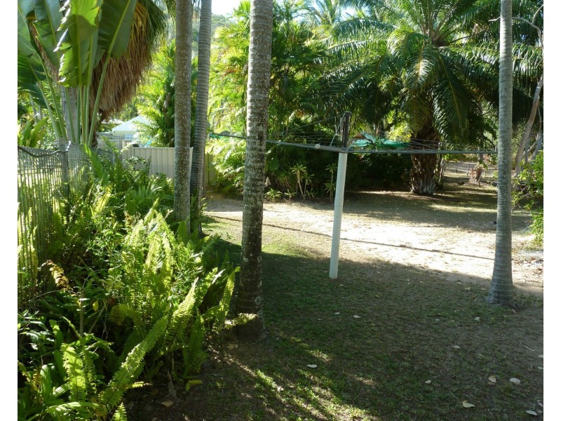 23 Compass Crescent, Nelly Bay QLD 4819