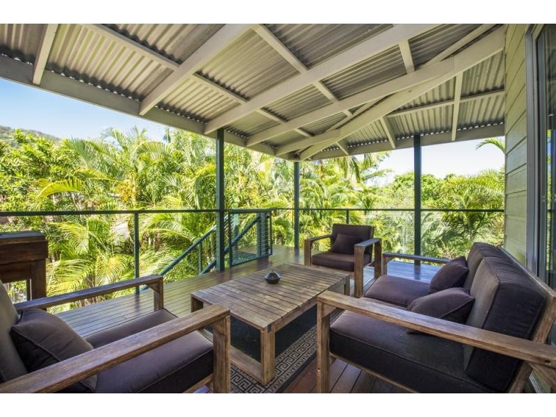 44 Elena Street, Nelly Bay QLD 4819