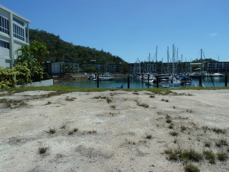 4 The Cove, Nelly Bay QLD 4819
