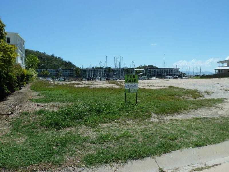 4 The Cove, Nelly Bay QLD 4819