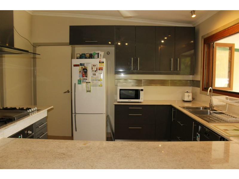 48 Barbarra Street, Picnic Bay QLD 4819